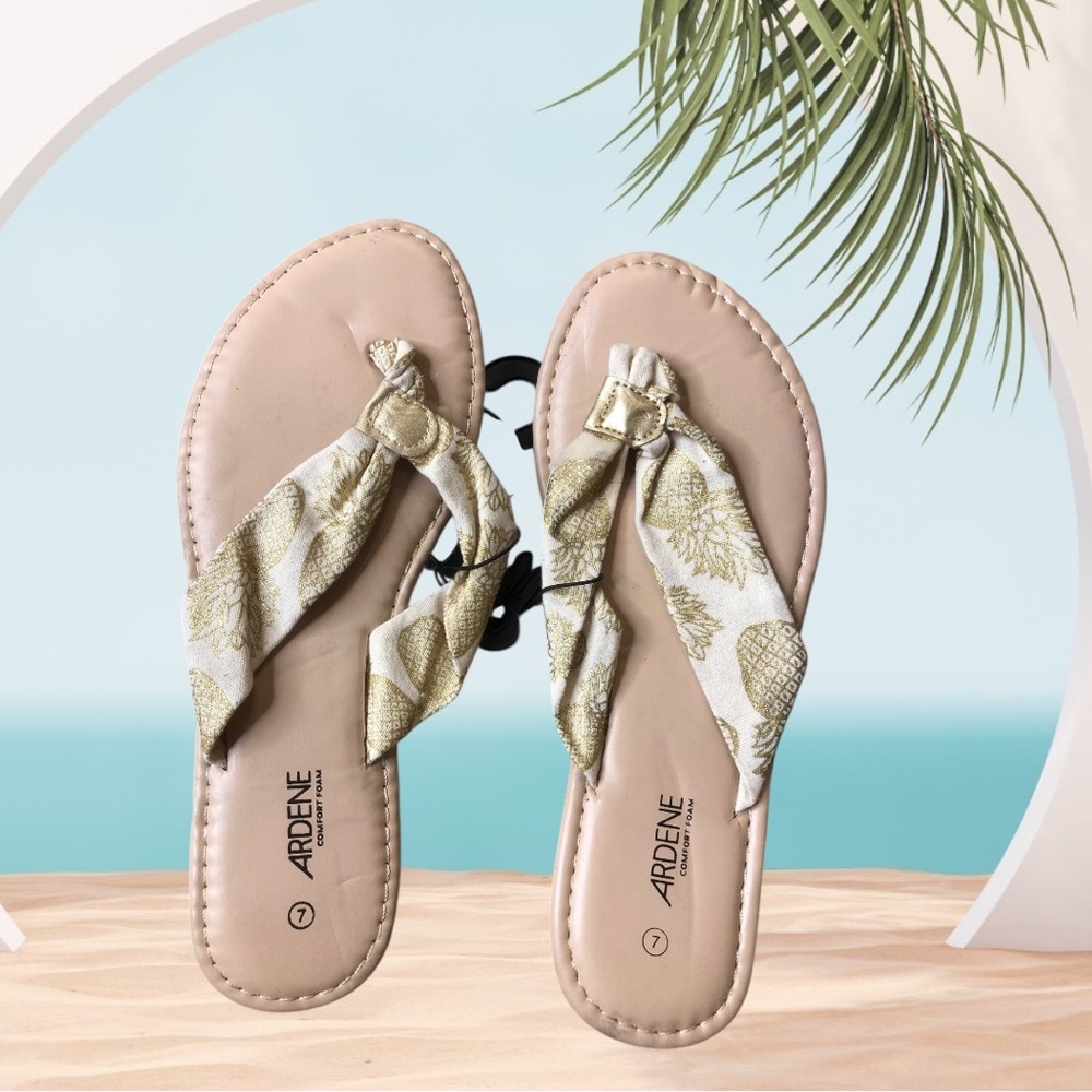 Ardene Beige Tie-Front Sandals with Gold Pineapple Accent